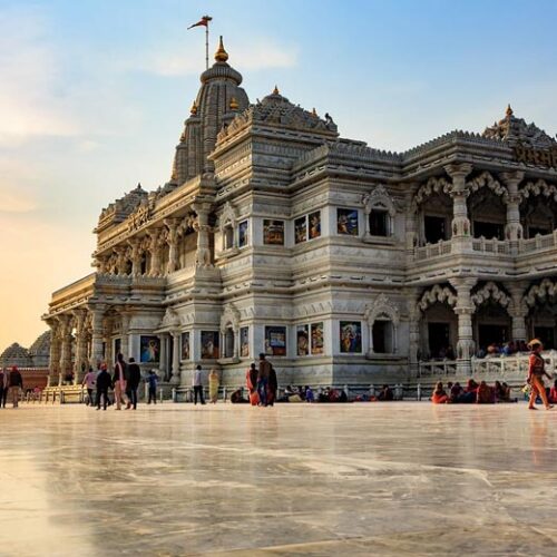 tourist places to visit in vrindavan